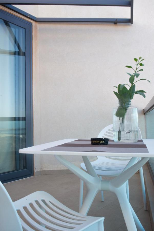 Cozy 1 Bedroom Apartment With Sea View El Cotillo  Luaran gambar